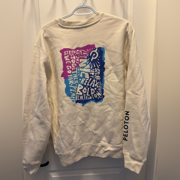 Peloton sweater size L. Like new - Picture 4 of 5